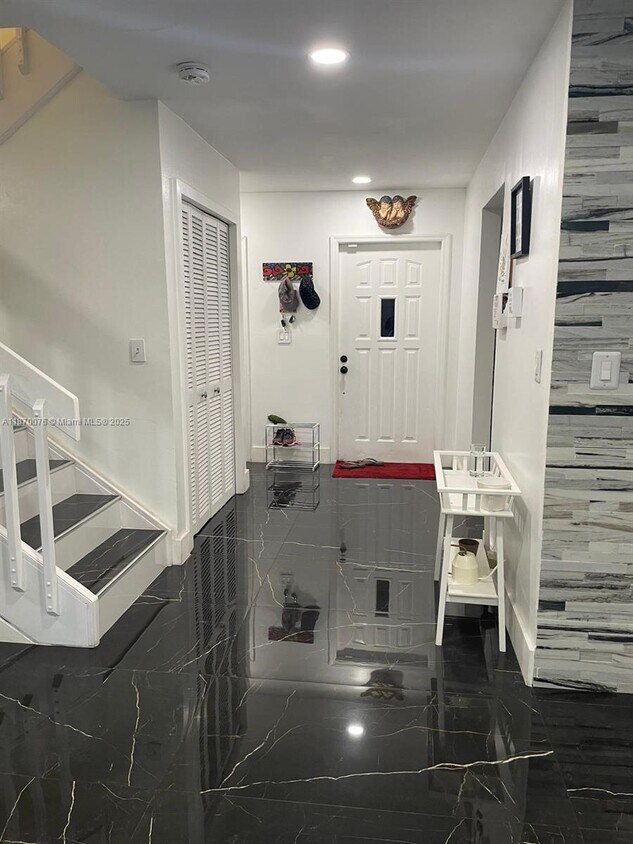 Foto principal - 14253 SW 96th Terrace