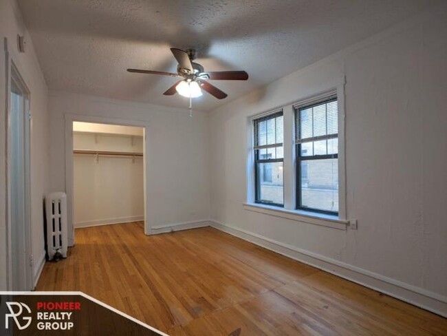 Building Photo - 0 bedroom in CHICAGO IL 60614