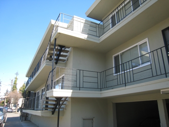 Building Photo - 3227 Prentiss St