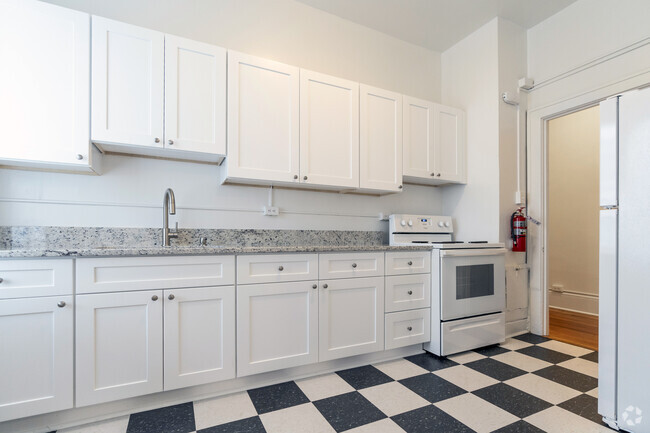 2BD,1BA 1280-SF - Capital Apartments