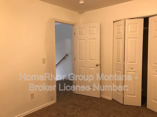 Building Photo - 2153 S 14th St W