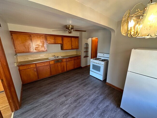 Foto del edificio - 5309 W Greenfield Ave