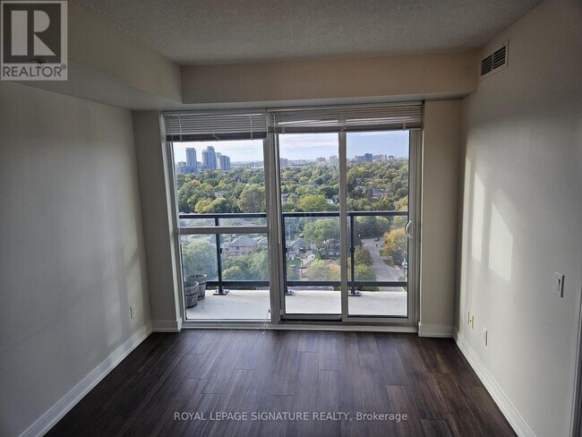 Building Photo - 20 Thomas Riley Rd