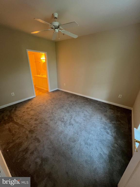 Foto del edificio - 4561 Strutfield Ln
