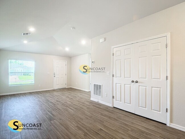 Foto del edificio - 27220 Washington St