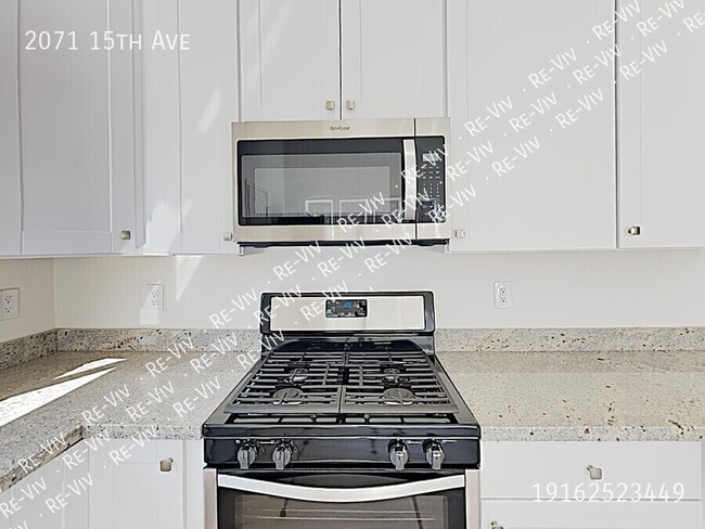 Foto del edificio - 2071 15th Ave