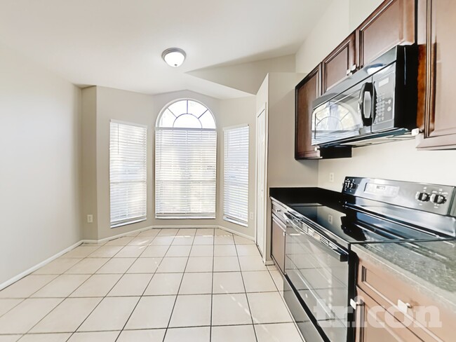 Building Photo - 7227 Edgewater Shores Ct