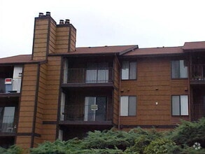 Building Photo - 270 SE Barrington Dr