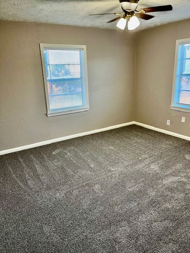Foto del edificio - 416 3rd St