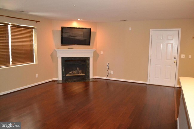 Building Photo - 12108 Tullamore Ct