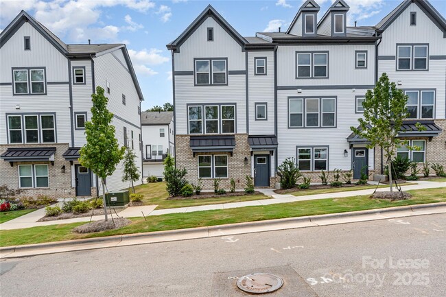 Building Photo - 2314 Donnelly Hls Ln