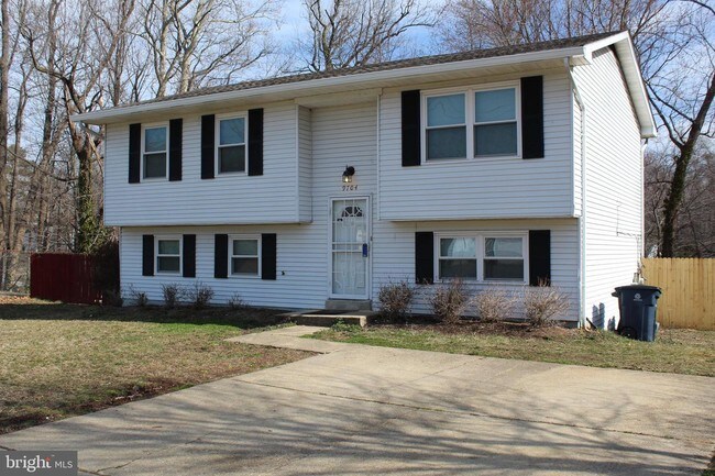 Building Photo - 9704 Dalmatia Ct