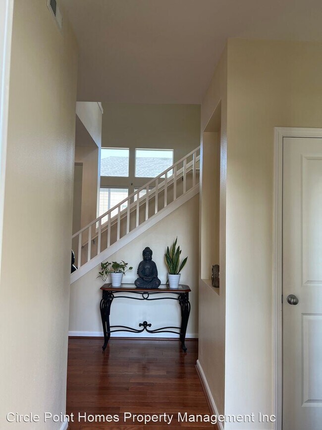 Building Photo - 3 br, 2.5 bath House - 3933 178th Pl SE