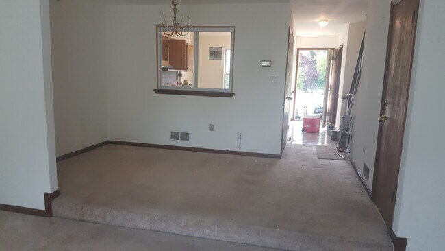Dining Room - 314 Cobble Creek Curv