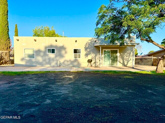 Foto del edificio - 1640 Doug Olson Dr