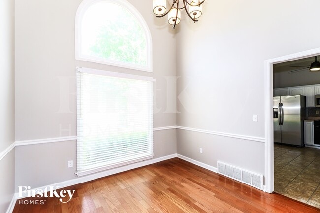 Building Photo - 1071 Mossy Knoll Dr