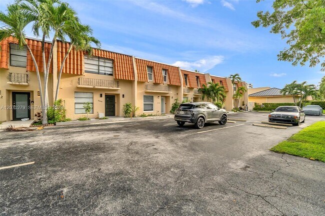 Foto del edificio - 3690 NE 167th St