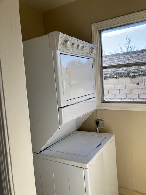 baño - 653 15th St