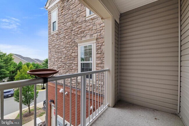 Building Photo - 42612 Hardage Terrace