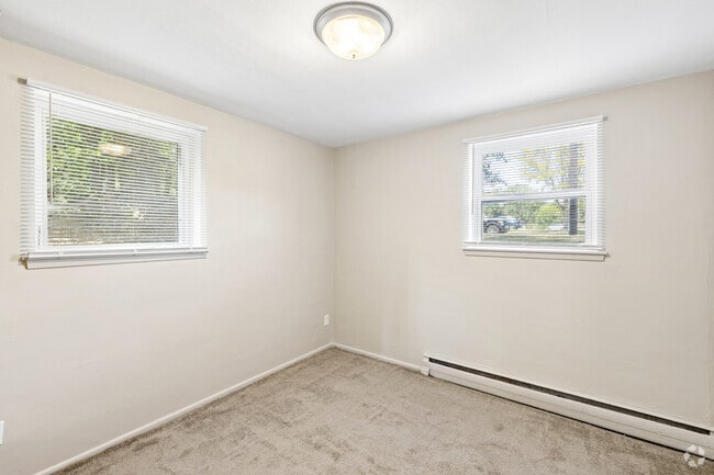 1BR, 1BA - 900SF - Bedroom - McCarron's Apartments