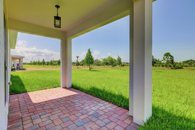 Foto del edificio - 13275 NW Copper Creek Dr