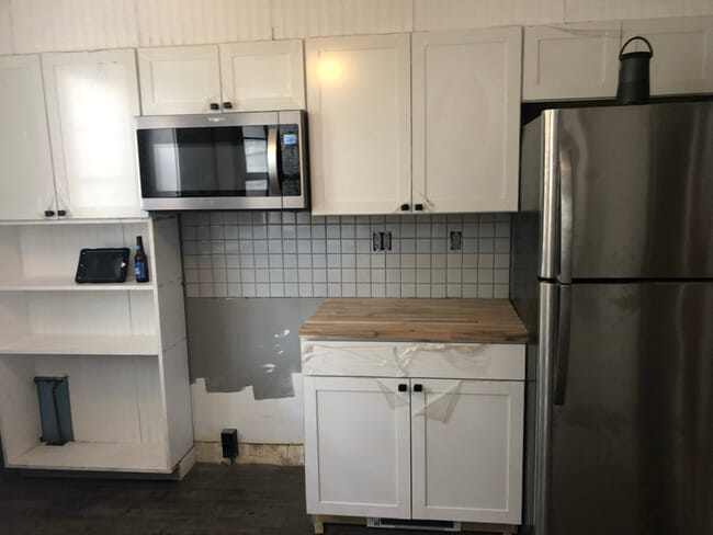 Foto del edificio - 229 S Market St