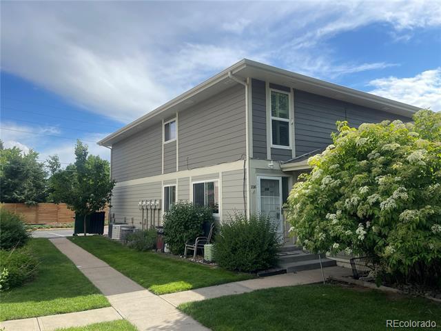 Foto principal - 1225 S Oneida St