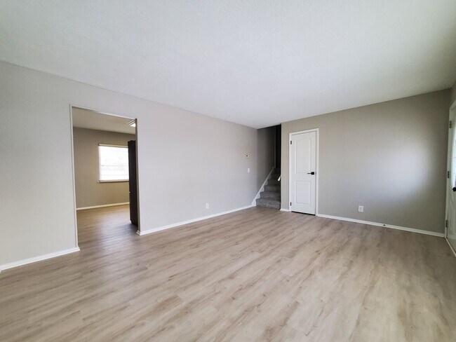 Building Photo - 3 Bedroom 2 Bath Home in Tamarack Hills of Springboro