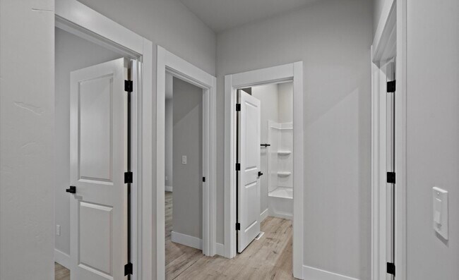 Building Photo - 3990 S Birch Cove Dr