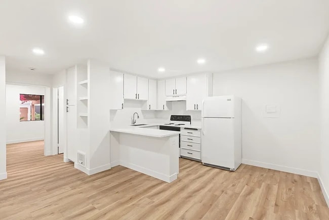 Building Photo - 6358 Rancho Mission Rd