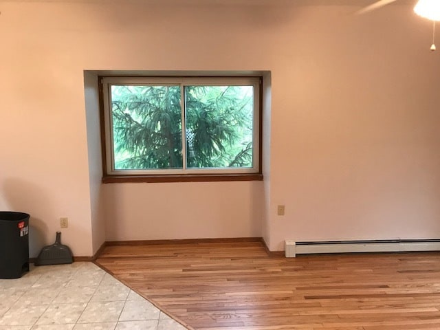 LIVING AREA - 4072 NY-52