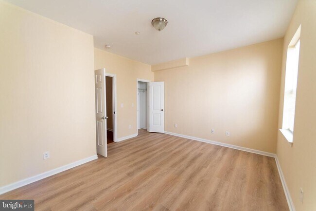 Building Photo - 1817 W Berks St