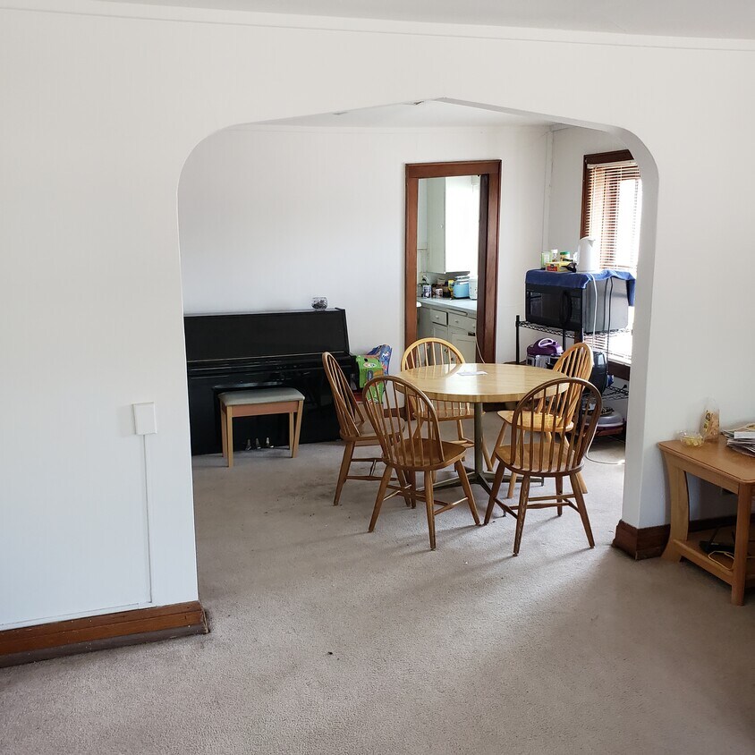 2509 Monroe St Unit 2, Madison, WI 53711 Apartments in Madison, WI