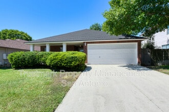 Building Photo - 3313 Fresno Pl