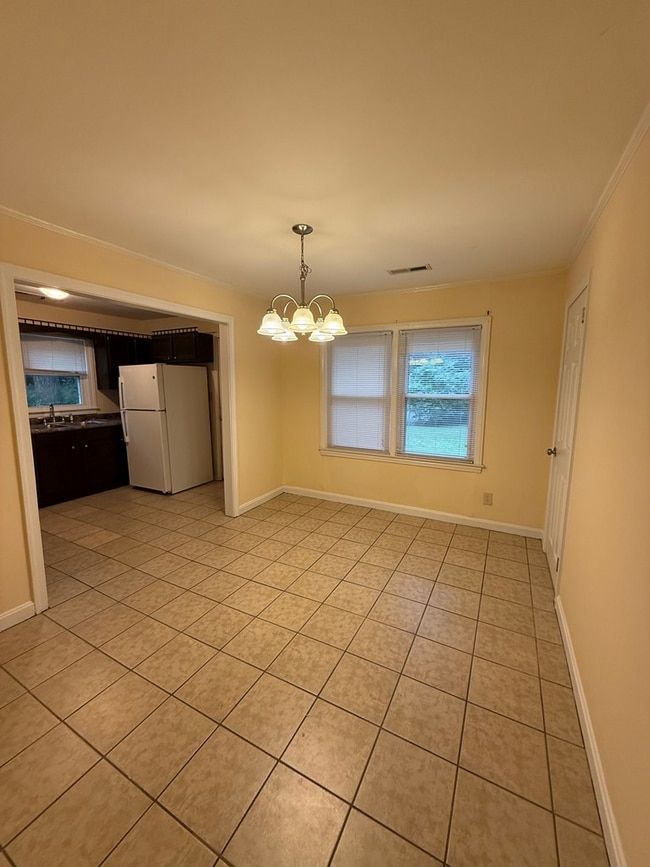 Building Photo - 227 Cuttino Rd