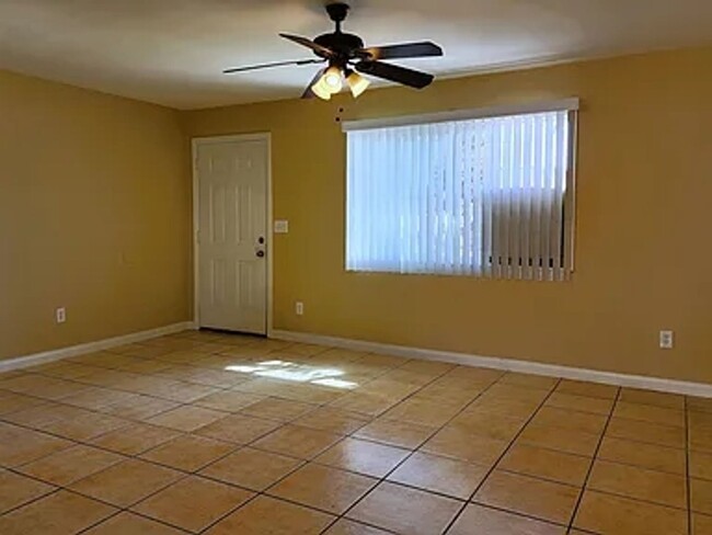 Building Photo - Recently rehabbed home with tile floors,