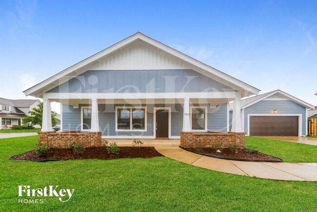 Building Photo - 601 Enclave Ln