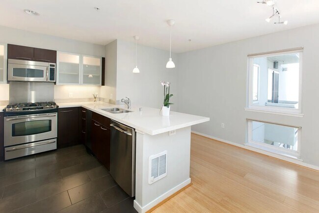 Foto del edificio - 3208 Pierce St