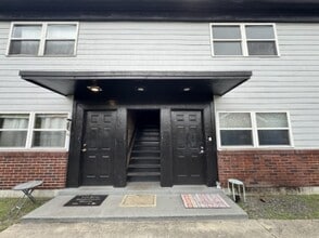 Building Photo - 129 Congress St