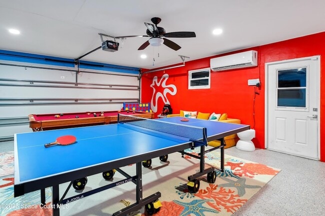 Building Photo - 363 Harbor Dr