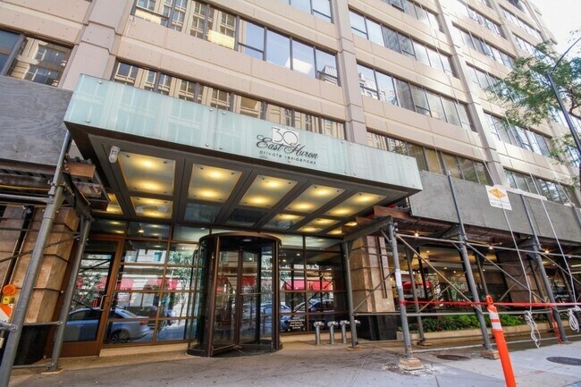Building Photo - 30 E Huron St