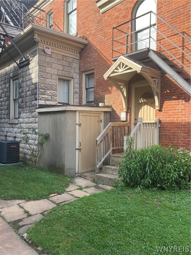 Foto del edificio - 441 Franklin St
