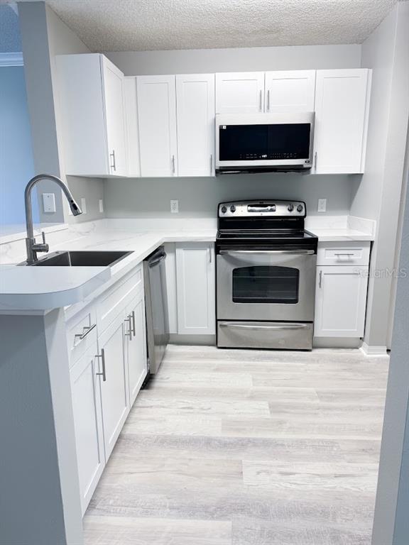 Building Photo - 1919 Summer Club Dr