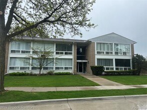 Building Photo - 150 Bird Ave