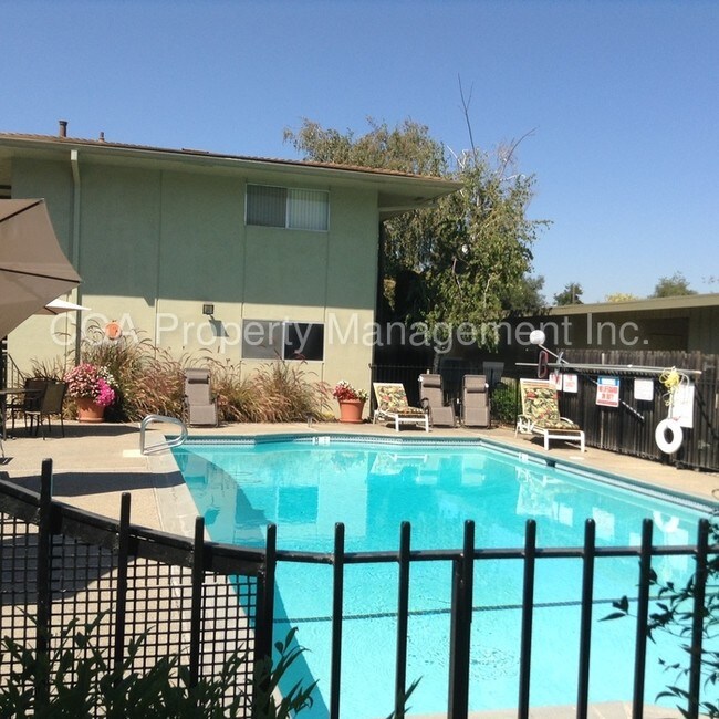 3410 Mission Ave Unit 15, Carmichael, CA 95608 Apartment for Rent in