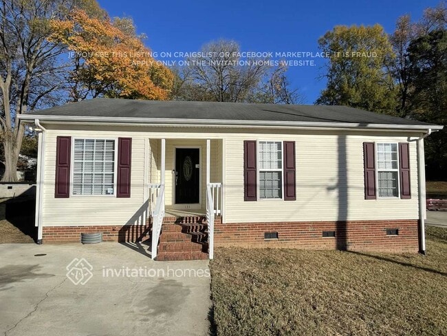 Building Photo - 131 Wayne Ave