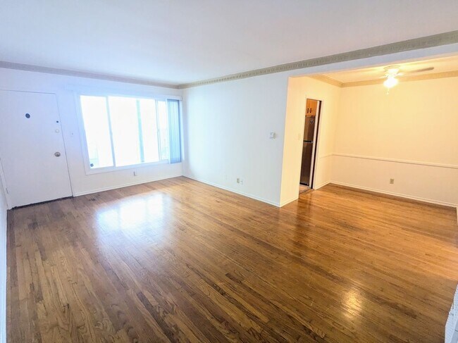 Foto del edificio - 1547 Orange Grove Ave