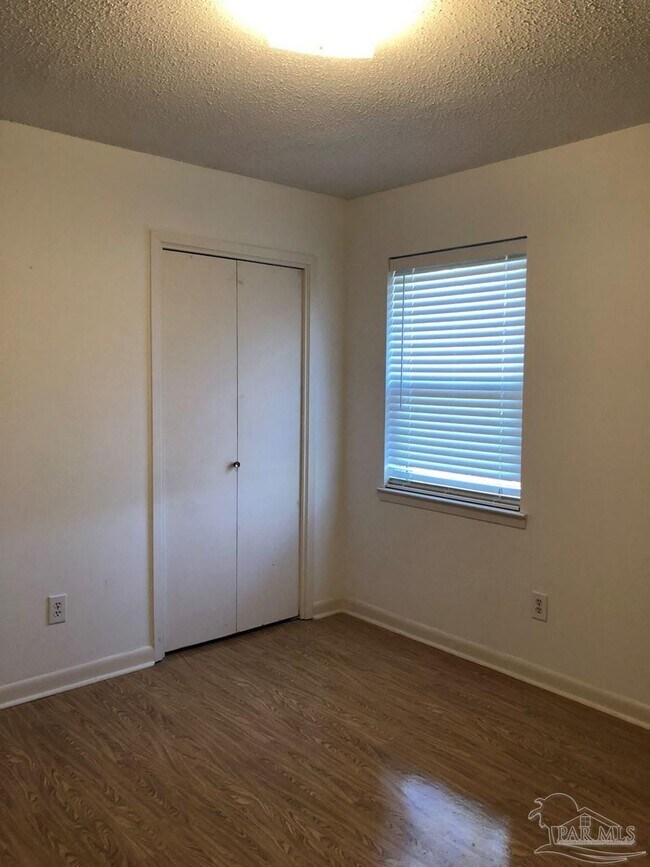 7381 Gibson Rd, Molino, FL 32577 House Rental in Molino, FL