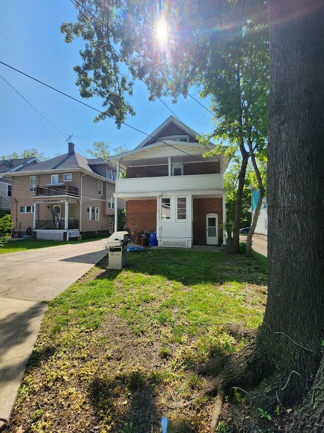 Foto del edificio - 2569 Cheshire Rd