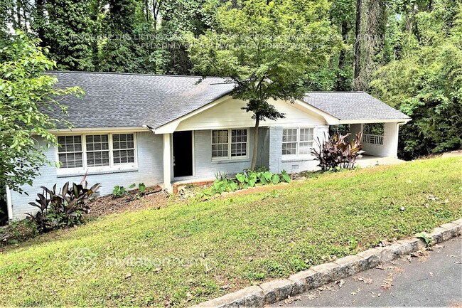Building Photo - 2372 Oakridge Ct
